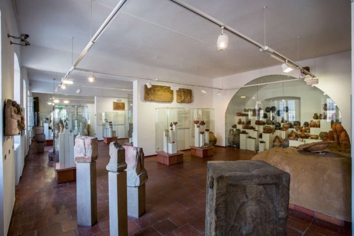 Dauerausstellung in der römischen Abteilung des Museums Andreasstift. (Foto: Bernward Bertram) Dauerausstellung in der römischen Abteilung des Museums Andreasstift. (Foto: Bernward Bertram)