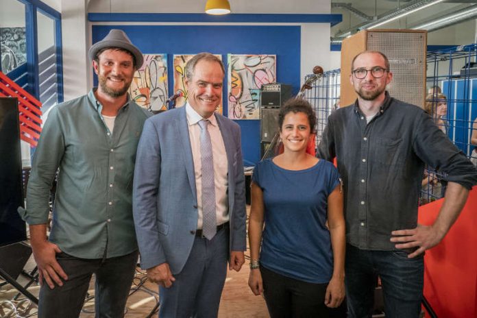 Birk Bauer (Geschäftsführer Breidenbach GmbH), Prof. Dr. Eckart Würzner (OB Stadt Heidelberg), Shiva Hamid (Geschäftsführerin Breidenbach GmbH), Enno Fedderken (Geschäftsführer Breidenbach GmbH) (Foto: Benjamin Hotz)