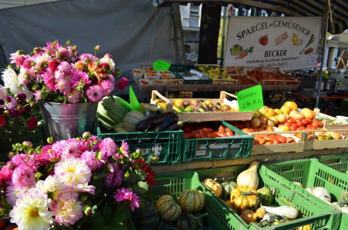 Naturparkmarkt Wiesenbach (Foto: Gabriele Henn)