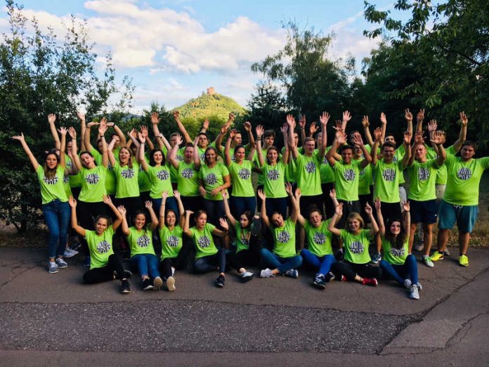 Das dritte von sechs Vorbereitungsseminaren fand vor traumhafter Kulisse im Turnerjugendheim in Annweiler statt. (Foto: Sportjugend RLP)