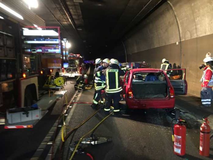 Übungsszenario im Saukopftunnel