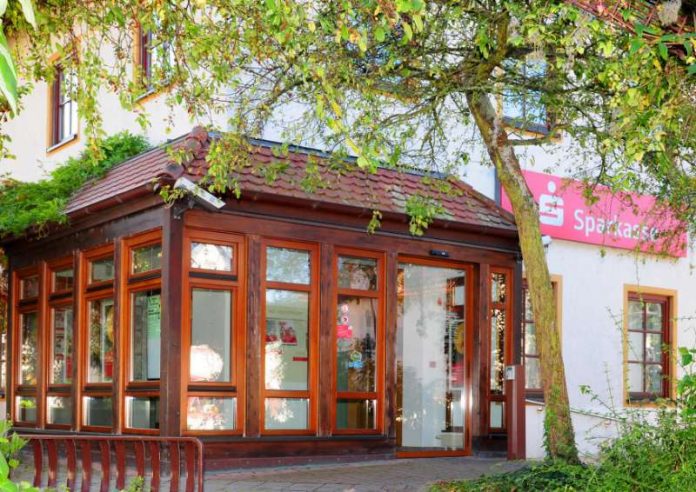 Der SB-Standort Rödersheim-Gronau der Sparkasse Vorderpfalz wird vom 17. bis 21. September modernisiert. (Foto: Sparkasse Vorderpfalz) Der SB-Standort Rödersheim-Gronau der Sparkasse Vorderpfalz wird vom 17. bis 21. September modernisiert. (Foto: Sparkasse Vorderpfalz)