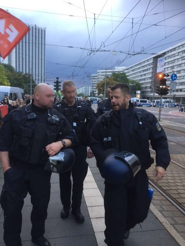 PD Sziele bei taktischer Einsatzbesprechung (Foto: Bundespolizei)