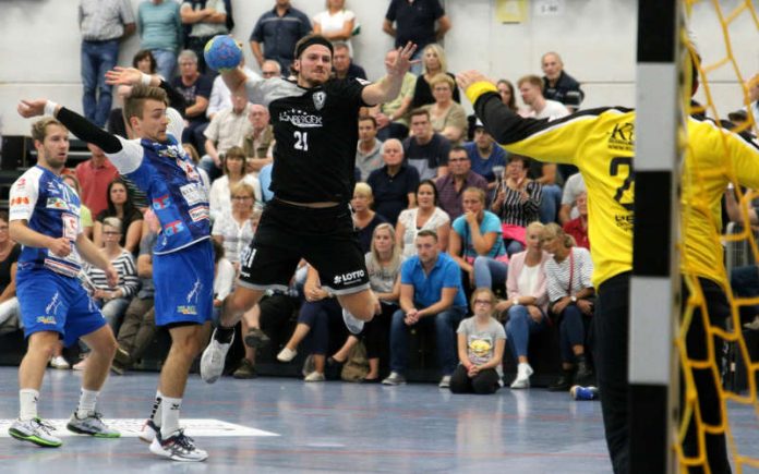 Jan Claussen erzielt vier seiner fünf Treffer vor der Pause. (Foto: TuS 04 KL-Dansenberg)