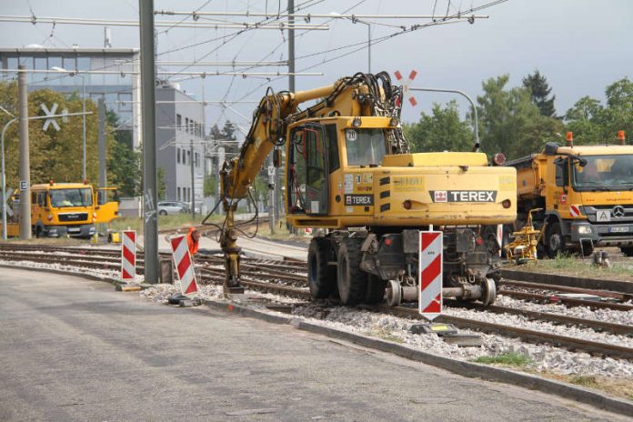 Die Sanierungsarbeiten am Abzweig Hagsfeld. (Foto: VBK/Michael Krauth)