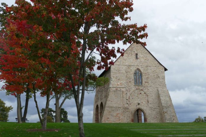 Überarbeitetes Basilikafragment (Foto: Stadt Lorsch)