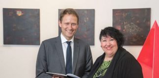 Oberbürgermeister Martin Hebich und Christa-Louise Riedel (Foto: Foto-Filling)