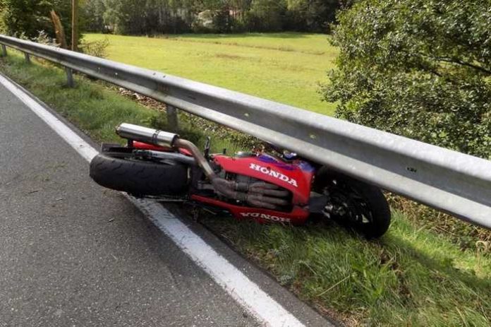 Verunfalltes Motorrad Verunfalltes Motorrad
