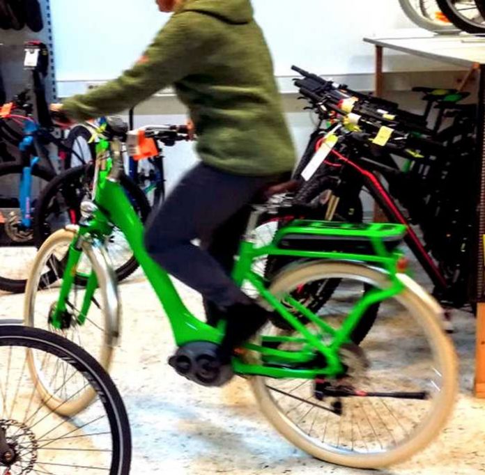 Dieses E-Bike wurde vor ein paar Tagen in der Kerststraße gestohlen. Wer hat es in der Zwischenzeit gesehen und kann Hinweise auf den Täter, den aktuellen Nutzer oder den jetzigen Standort des Pedelecs geben? (Foto: privat)