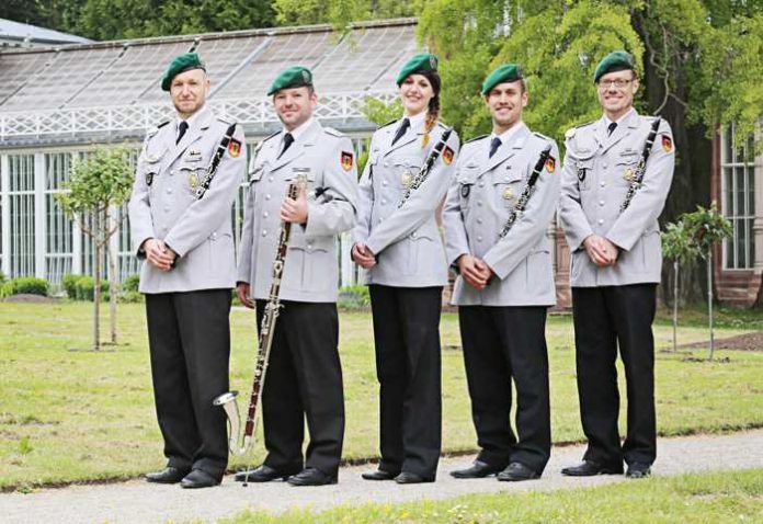 Klarinettenensemble (c) Bundeswehr HMusKorps Kassel