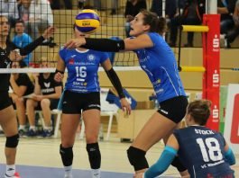 Endlich fliegt wieder der Ball: Hier bei VCW-Mittelblockerin Nathalie Lemmens (Foto: Detlef Gottwald)