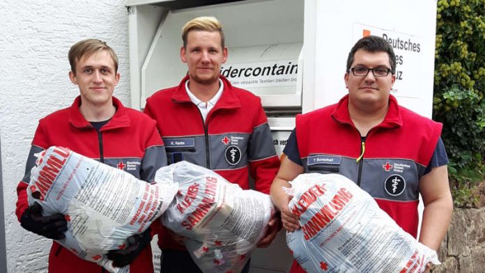 Helfer des DRK bei der Kleidersammlung im Herbst vergangenen Jahres (Foto: Timo Bunscheit | DRK) Helfer des DRK bei der Kleidersammlung im Herbst vergangenen Jahres (Foto: Timo Bunscheit | DRK)