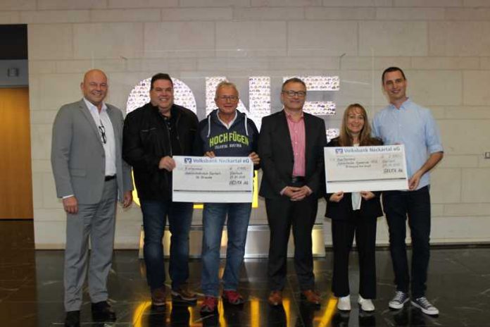 GELITA übergibt Spenden für Software und Skiausrüstung an Schulen in Eberbach (v. l. n .r. Michael Teppner, Leiter Marketing und Kommunikation bei GELITA, Udo Geilsdörfer, Schulleiter Gemeinschaftsschule Eberbach, Richard Wurm, Organisator der Skifreizeit, Stefan A. M. Scherer, Finanzvorstand bei GELITA, Anja Katzner, Schulleiterin Hohenstaufen-Gymnasium Eberbach (HSG) und Dr. Matthias Hauck, Abteilungsleiter für Mathematik, Informatik und den naturwissenschaftlichen Bereich am HSG.) Bildquelle: GELITA GELITA übergibt Spenden für Software und Skiausrüstung an Schulen in Eberbach (v. l. n .r. Michael Teppner, Leiter Marketing und Kommunikation bei GELITA, Udo Geilsdörfer, Schulleiter Gemeinschaftsschule Eberbach, Richard Wurm, Organisator der Skifreizeit, Stefan A. M. Scherer, Finanzvorstand bei GELITA, Anja Katzner, Schulleiterin Hohenstaufen-Gymnasium Eberbach (HSG) und Dr. Matthias Hauck, Abteilungsleiter für Mathematik, Informatik und den naturwissenschaftlichen Bereich am HSG.) Bildquelle: GELITA