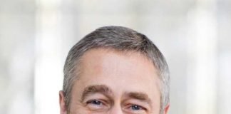 Sparkassen-Chef Thomas Traue möchte mit Informations- und Beratungsangeboten die Vorsorgebereitschaft bei Frauen stärken. Foto Sparkasse Vorderpfalz