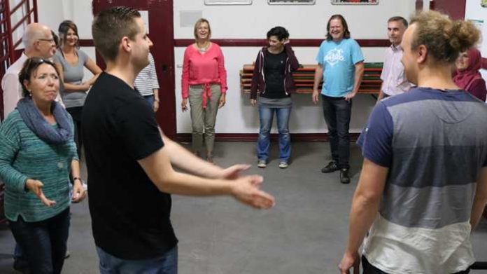 Zivilcourage-Training in Weinheim - Foto: Stadt Weinheim Zivilcourage-Training in Weinheim - Foto: Stadt Weinheim