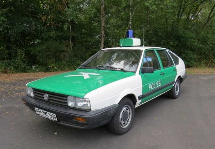 Der Neuzugang im Polizeioldtimer Museum Marburg, ein originaler Streifenwagen VW Passat der Baureihe B2 (Typ 32 B) aus dem Jahr 1986 (Foto: Dersch)