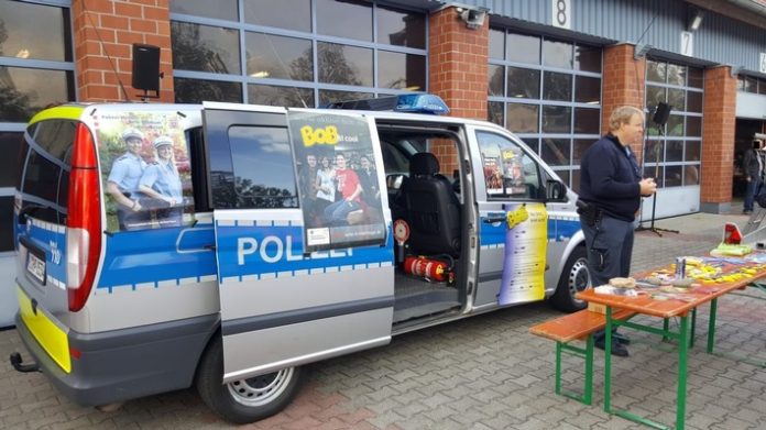 Polizeihauptkommissar Berg informierte zu “Aktion BOB”, “Aktion MAX” und anderen Themen Polizeihauptkommissar Berg informierte zu “Aktion BOB”, “Aktion MAX” und anderen Themen