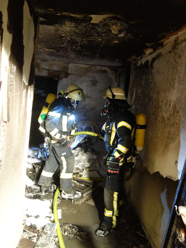 Kellerbrand in einem Mehrfamilienhaus (Foto: Feuerwehr Wiesbaden)