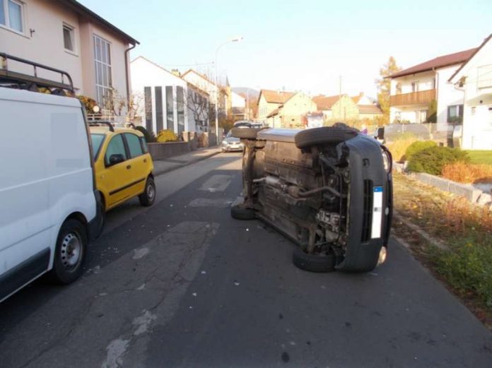 Unfall Kreuzstraße NW (Foto: Polizei RLP)