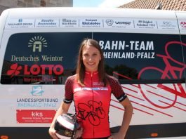 Weltmeisterin und Olympiasiegerin Miriam Welte freut sich über die Silbermedaille im Teamsprint beim Weltcup in Kanada. (Foto: Michael Sonnick)