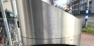 Einwegbecher Abfalleimer