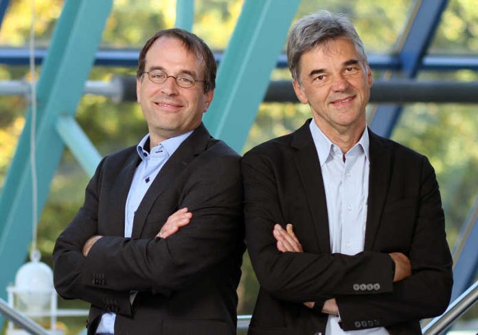 Professor Dr. Wilko Manz (li.) und Professor Dr. Theo Schmitt