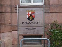 Symbolbild Finanzamt (Foto: Holger Knecht)