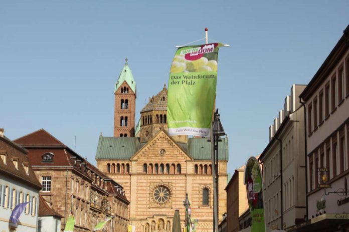 Wein am Dom (Foto: Pfalzwein e.V.)