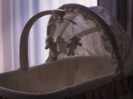 Babyzimmer-Vorhänge (Foto: Pixabay)