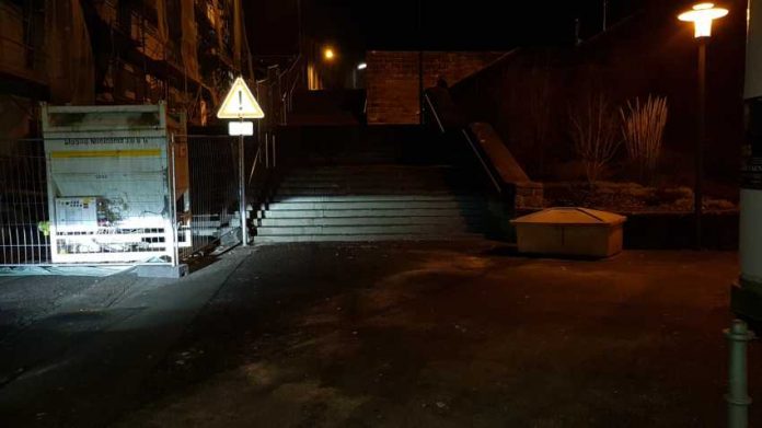 Artikel: Verkehrsunfall - Abfahrt über Klostertreppe Artikel: Verkehrsunfall - Abfahrt über Klostertreppe