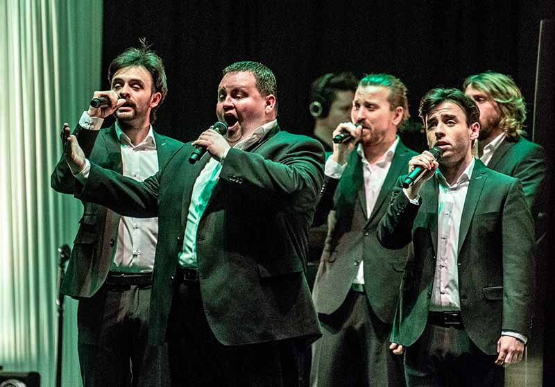Kaiserslautern Fruchthalle The 12 Tenors (Foto: Helmut Dell)