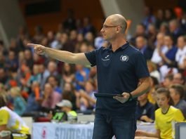 Für das Spiel gegen Stuttgart gesperrt: VCW-Chef-Trainer Dirk Groß (Foto: Detlef Gottwald)