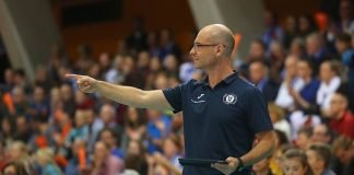 Für das Spiel gegen Stuttgart gesperrt: VCW-Chef-Trainer Dirk Groß (Foto: Detlef Gottwald)