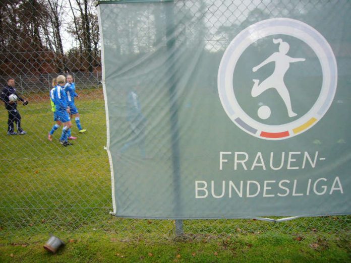 Symbolbild Frauenfußball-Bundesliga (Foto: Hannes Blank)