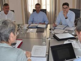 Regulär tagt der Stadtvorstand immer montags im Landauer Rathaus – nun sind Termine vor Ort in den Stadtdörfern geplant. (Quelle: Stadt Landau in der Pfalz)