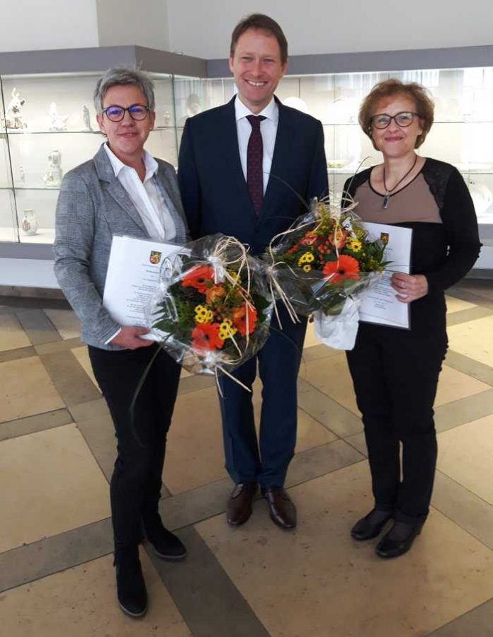 Mitarbeiterehrung 40 Jahre Dienst Gabriele Schulz OB Martin Hebich Ursula Burkei Foto: Pressestelle FT Mitarbeiterehrung 40 Jahre Dienst Gabriele Schulz OB Martin Hebich Ursula Burkei Foto: Pressestelle FT