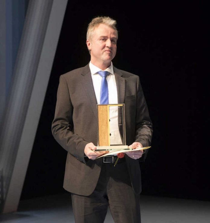 Zukunftspreis_fleXstructuresGmbH-OliverHermanns_kl Zukunftspreis 2017