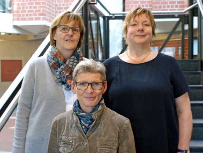 Zuständig für den Landkreis SÜW und die Stadt Landau: Die Gemeindeschwestern plus Ute Wingerter, Patricia Niederer und Barbara Bouché (v.l.). Zuständig für den Landkreis SÜW und die Stadt Landau: Die Gemeindeschwestern plus Ute Wingerter, Patricia Niederer und Barbara Bouché (v.l.).