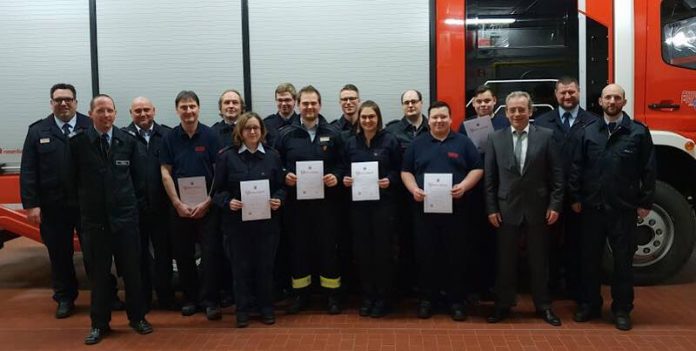 Beförderungen bei der Feuerwehr Edenkoben (Foto: Feuerwehr Edenkoben)