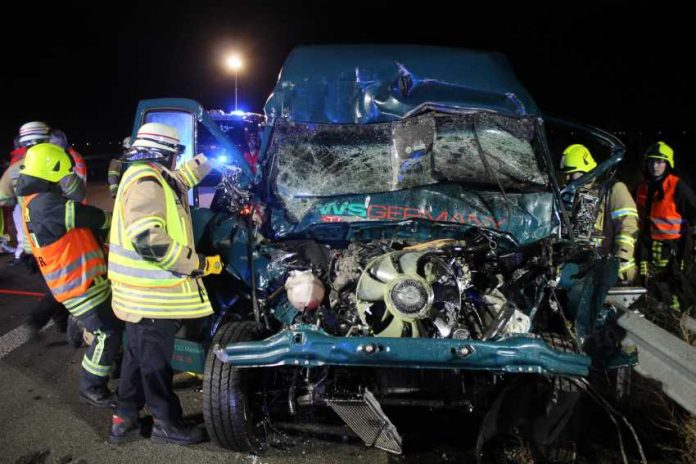 Unfallfahrzeug Unfallfahrzeug