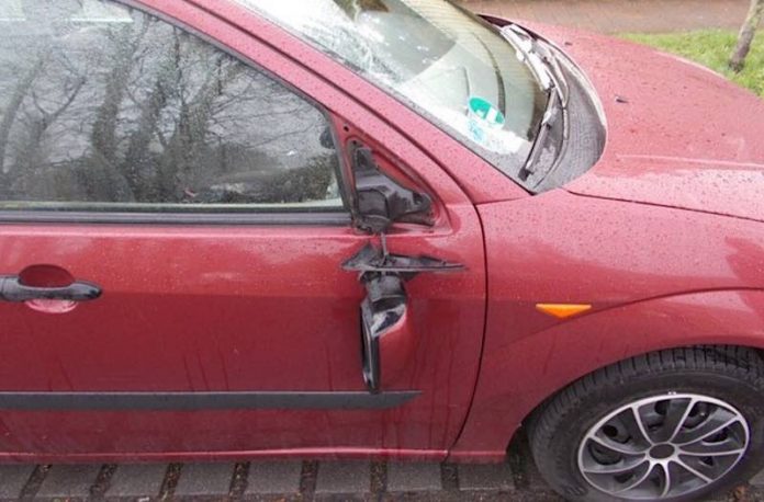 Sachbeschädigung an PKW (Foto: Polizei RLP) Sachbeschädigung an PKW (Foto: Polizei RLP)