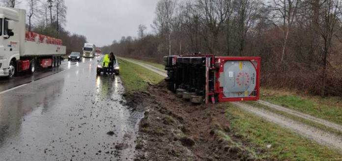 Artikel: Bienwald - Vollsperrung B9 Artikel: Bienwald - Vollsperrung B9