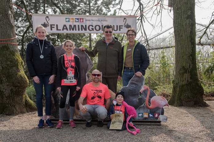 Bei der feierlichen Siegerehrung wurden die schnellsten Läuferinnen und Läufer, sowie der jüngste und der älteste Teilnehmer geehrt. Foto: Susi Fischer/Zoo Heidelberg