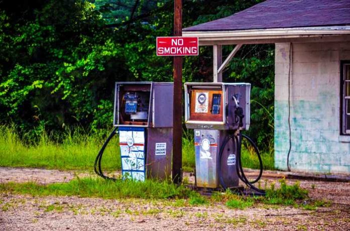 Symbolbild © Pixabay Symbolbild, Auto, Tanken, Tankstelle © USA-Reiseblogger on Pixabay
