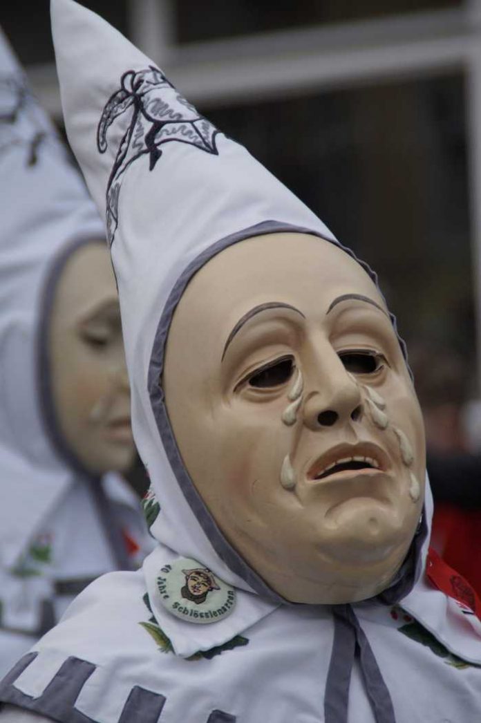 Symbolbild Rosenmontagsumzug abgesagt © Efraimstochter on Pixaybay Symbolbild, Traurig, Umzug, Absage, Fasching, Fasnacht, Karneval © Efraimstochter on Pixaybay