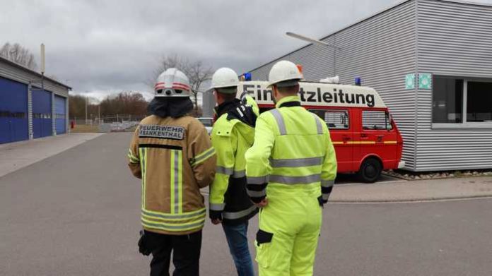 Übung Gasspeicher © Feuerwehr-Frankenthal Übung Gasspeicher © Feuerwehr-Frankenthal