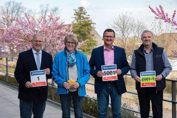 v.l.: Landrat Hans-Ulrich Ihlenfeld, Ute Turznik, Rolf Kley, Klaus Mattern (Foto: Kreisverwaltung Bad Dürkheim)