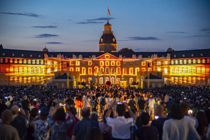 Schlosslichtspiele (Foto: ARTIS-Uli Deck/ZKM Karlsruhe)