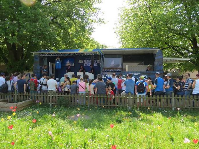 Der HOFFEXPRESS sorgt für Spiel, Spaß und gute Laune bei Fans und Zoobesuchern. (Foto: Zoo Heidelberg)