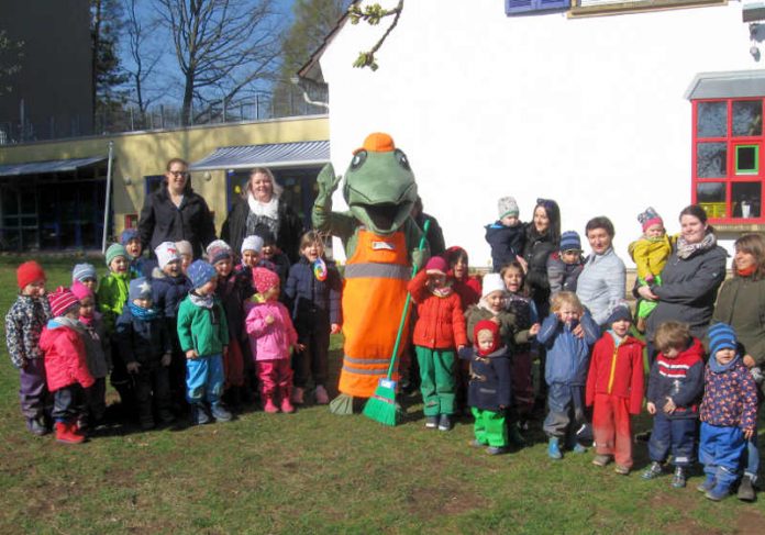 Uni-Kita_Kehrwoche_2019_Foto_SK Uni-Kita_Kehrwoche_2019